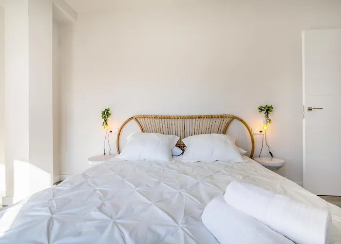 Costasol33 Aptos 1 Y 2 *